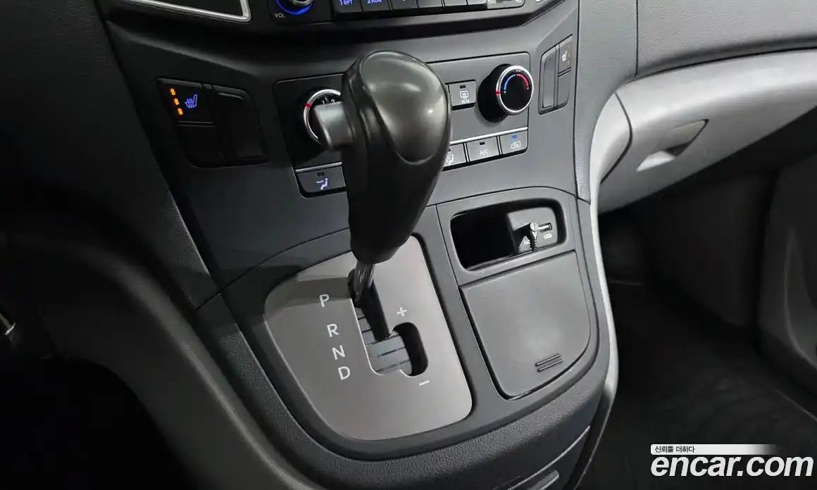 Hyundai Starex 2018 2.5 гидро в Москве № 2050446, фото 12
