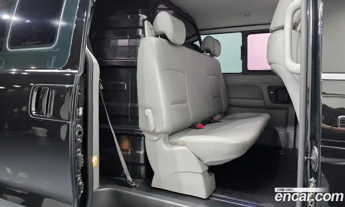Hyundai Starex 2018 2.5 гидро в Москве № 2050446, фото 17