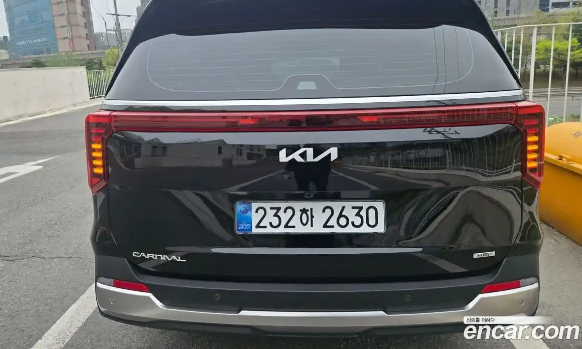 Kia Canival 2026 1.6 гидро в Москве № 2050525, фото 4
