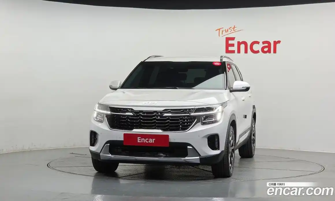 Kia Seltos 2024 1.6 гидро в Москве № 2050578, фото 3