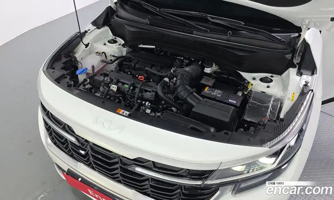 Kia Seltos 2024 1.6 гидро в Москве № 2050578, фото 6
