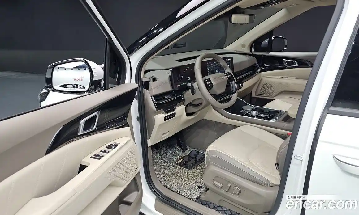 Kia Canival 2025 1.6 гидро в Москве № 2050753, фото 13