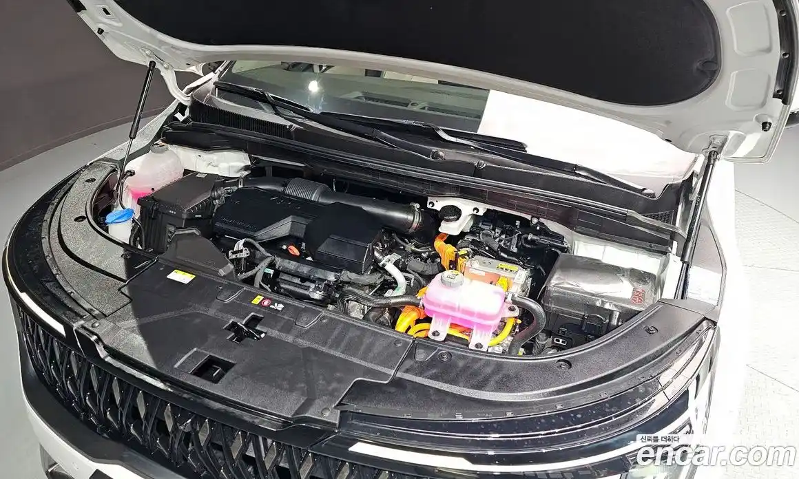 Kia Canival 2025 1.6 гидро в Москве № 2050753, фото 6