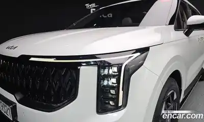 Kia Canival 2025 1.6 гидро в Москве № 2050753, миниатюра 8