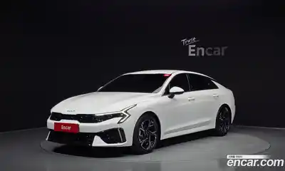 Kia K5, 2025