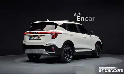 Kia Seltos 2022 1.6 гидро в Москве № 2050913, миниатюра 2