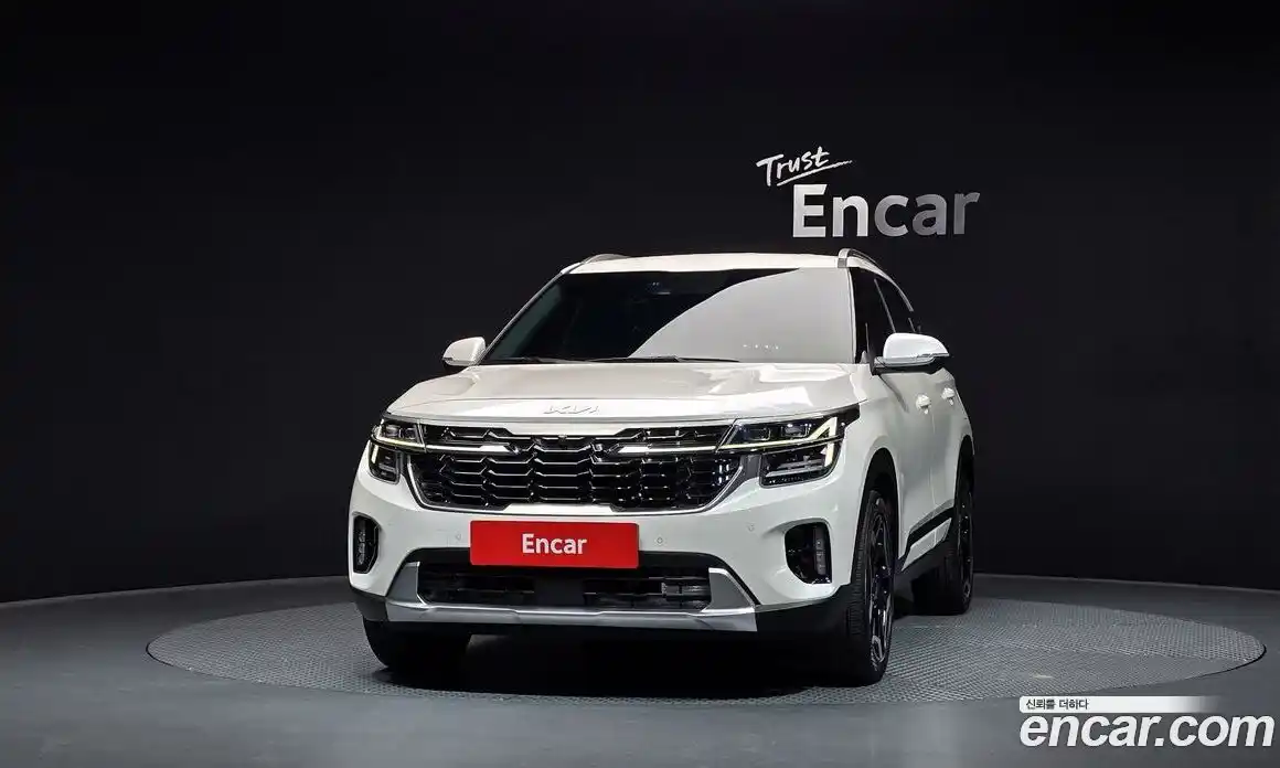 Kia Seltos 2022 1.6 гидро в Москве № 2050913, фото 3