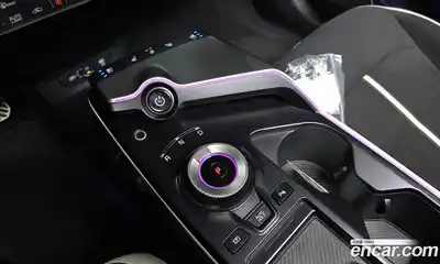 Kia EV6 2024 0.1 гидро в Москве № 2050947, миниатюра 12