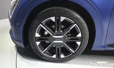 Kia EV6 2024 0.1 гидро в Москве № 2050947, миниатюра 5