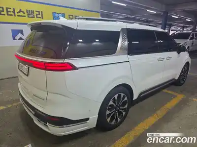 Kia Canival 2023 3.5 гидро в Москве № 2051067, миниатюра 4