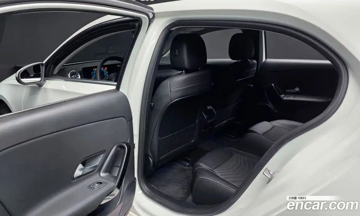 Mercedes-Benz A-Class 2020 2.0 гидро в Москве № 2051199, фото 16