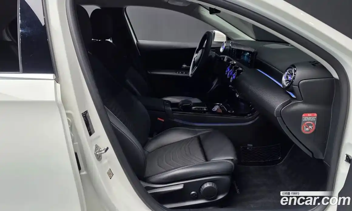 Mercedes-Benz A-Class 2020 2.0 гидро в Москве № 2051199, фото 17