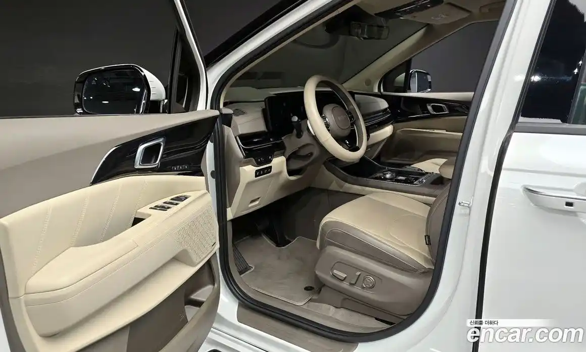 Kia Canival 2024 3.5 гидро в Москве № 2051225, фото 12