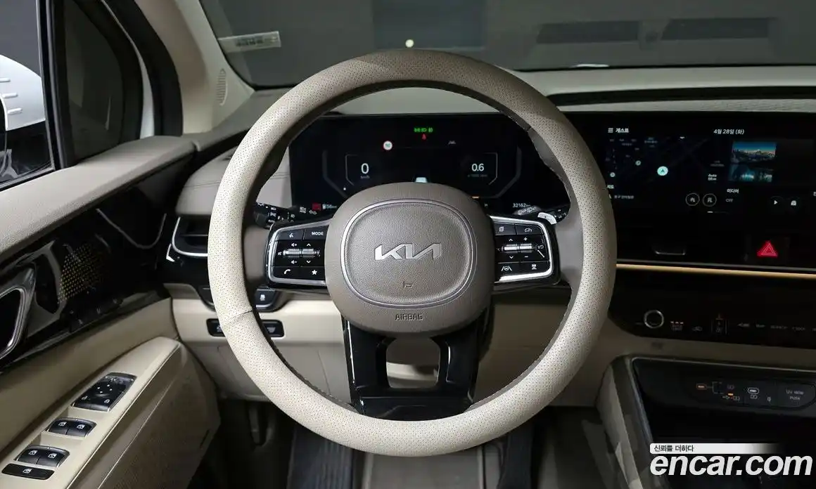 Kia Canival 2024 3.5 гидро в Москве № 2051225, фото 17