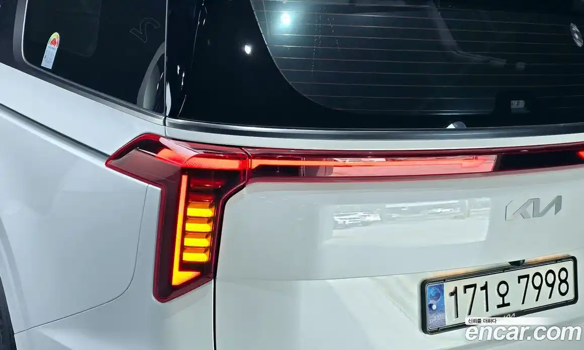 Kia Canival 2024 3.5 гидро в Москве № 2051225, фото 8