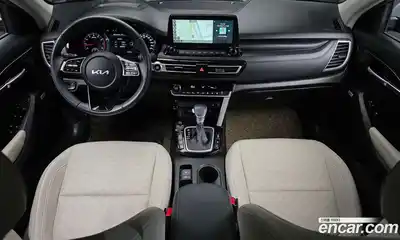 Kia Seltos 2021 1.6 гидро в Москве № 2051262, миниатюра 10