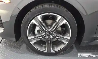Kia K5 2023 2.0 гидро в Москве № 2051360, миниатюра 5