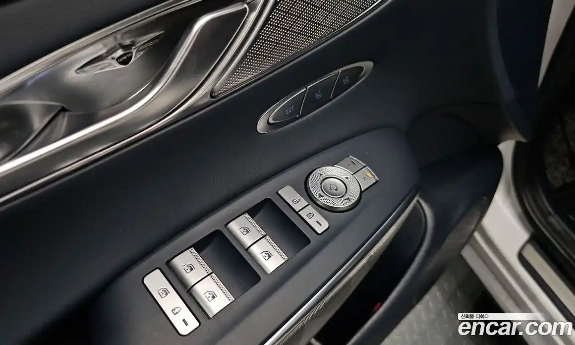 Genesis GV70 2022 2.5 гидро в Москве № 2051710, фото 29