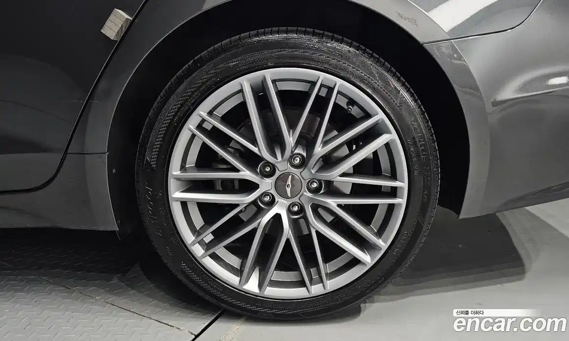 Genesis G70 2018 2.0 гидро в Москве № 2051840, фото 7