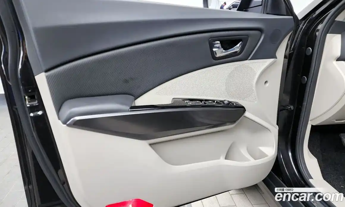 SsangYong TIBOLI 2019 1.5 гидро в Москве № 2052302, фото 13