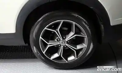 SsangYong Korando 2019 1.6 гидро в Москве № 2052367, миниатюра 5