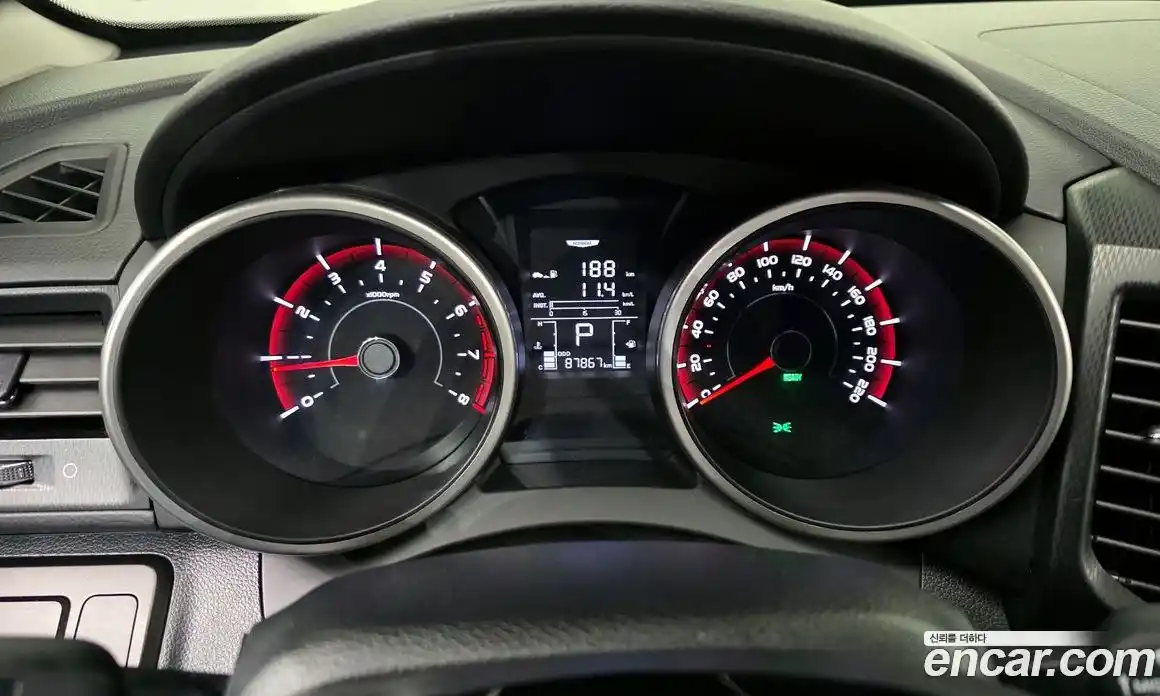 SsangYong TIBOLI 2019 1.6 гидро в Москве № 2052410, фото 8