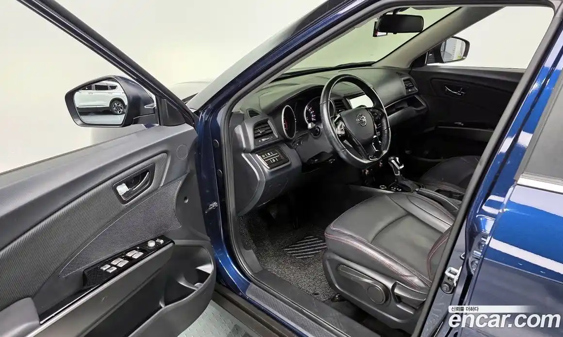 SsangYong TIBOLI 2019 1.6 гидро в Москве № 2052410, фото 10