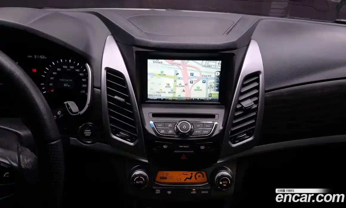 SsangYong Korando 2014 2.0 гидро в Москве № 2052425, фото 20