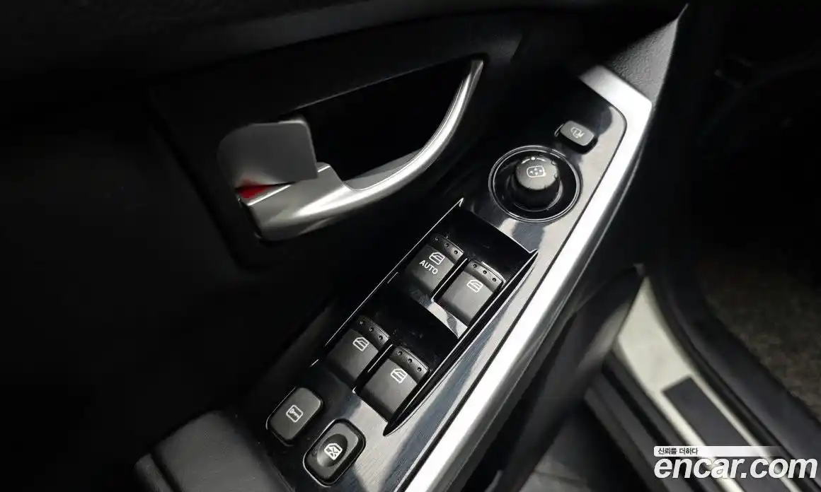 SsangYong Korando 2014 2.0 гидро в Москве № 2052425, фото 25