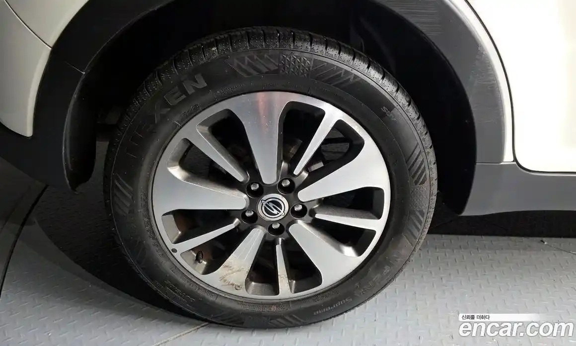SsangYong Korando 2014 2.0 гидро в Москве № 2052425, фото 5