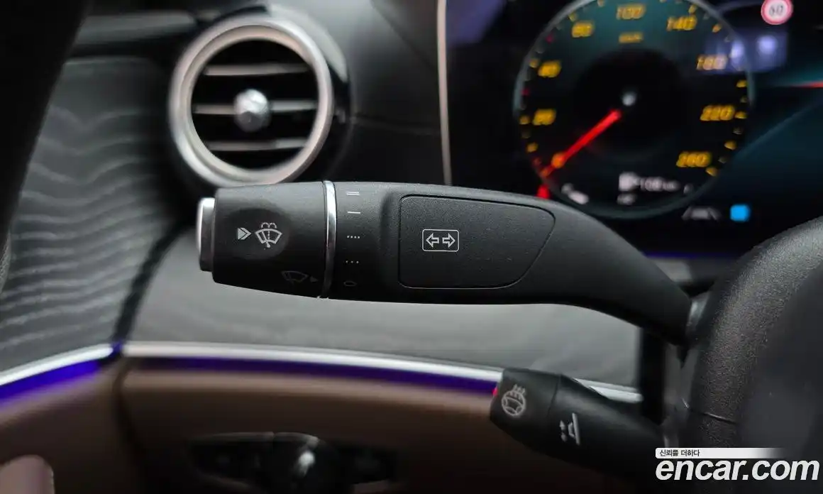 Mercedes-Benz E-Class 2022 2.0 гидро в Москве № 2052576, фото 26