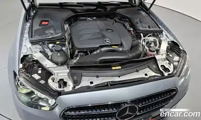 Mercedes-Benz E-Class 2022 2.0 гидро в Москве № 2052576, миниатюра 6