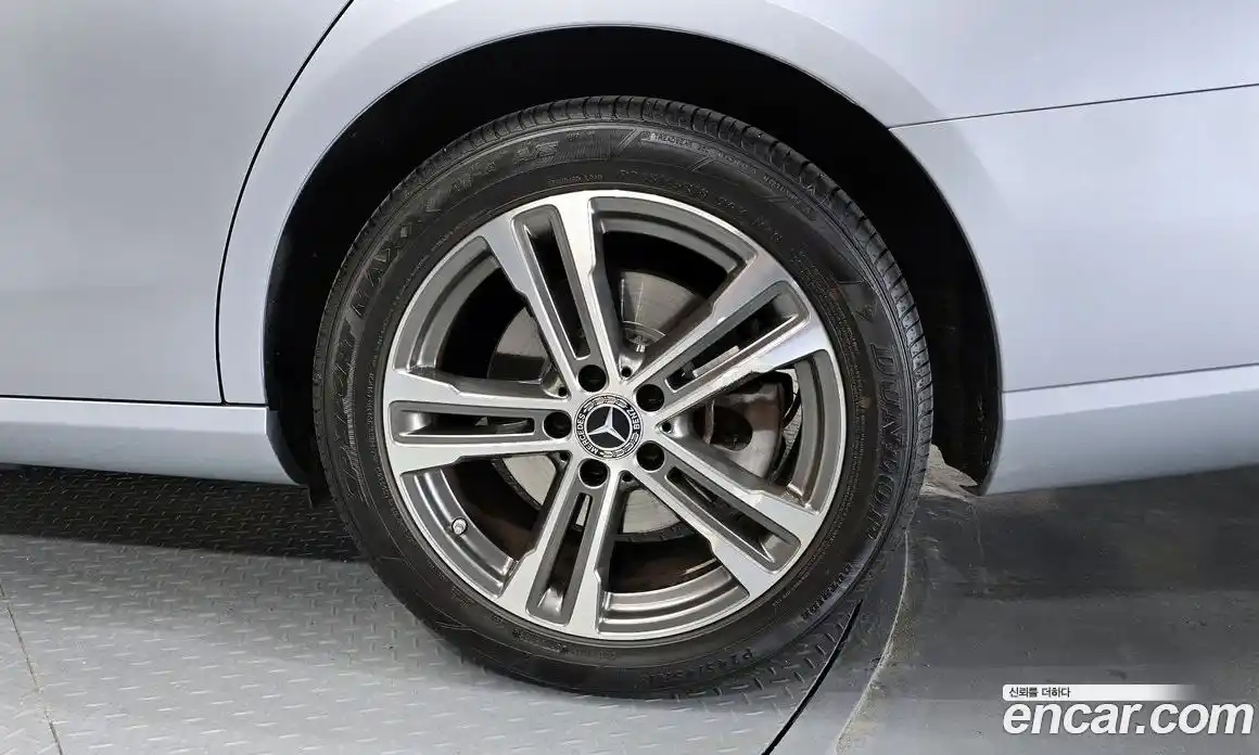 Mercedes-Benz E-Class 2022 2.0 гидро в Москве № 2052576, фото 7