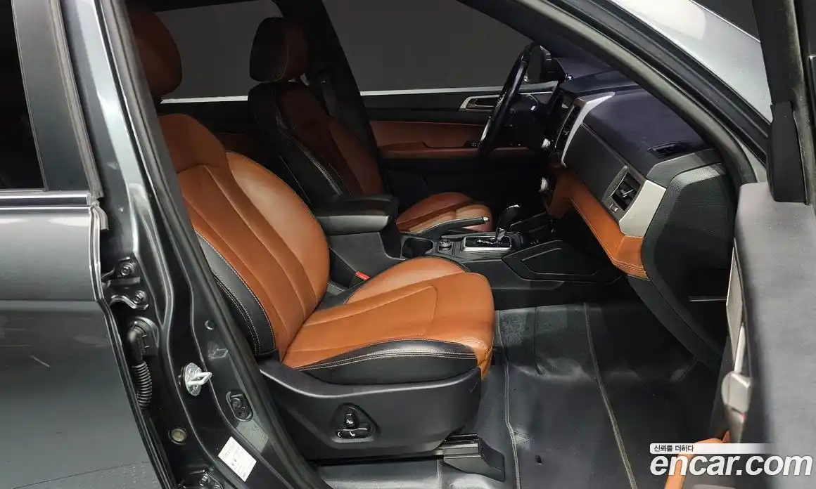 SsangYong Rexton 2018 2.2 гидро в Москве № 2052646, фото 16