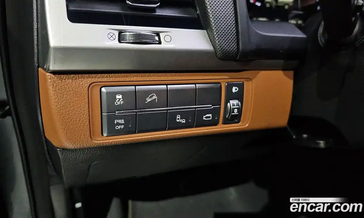 SsangYong Rexton 2018 2.2 гидро в Москве № 2052646, фото 25