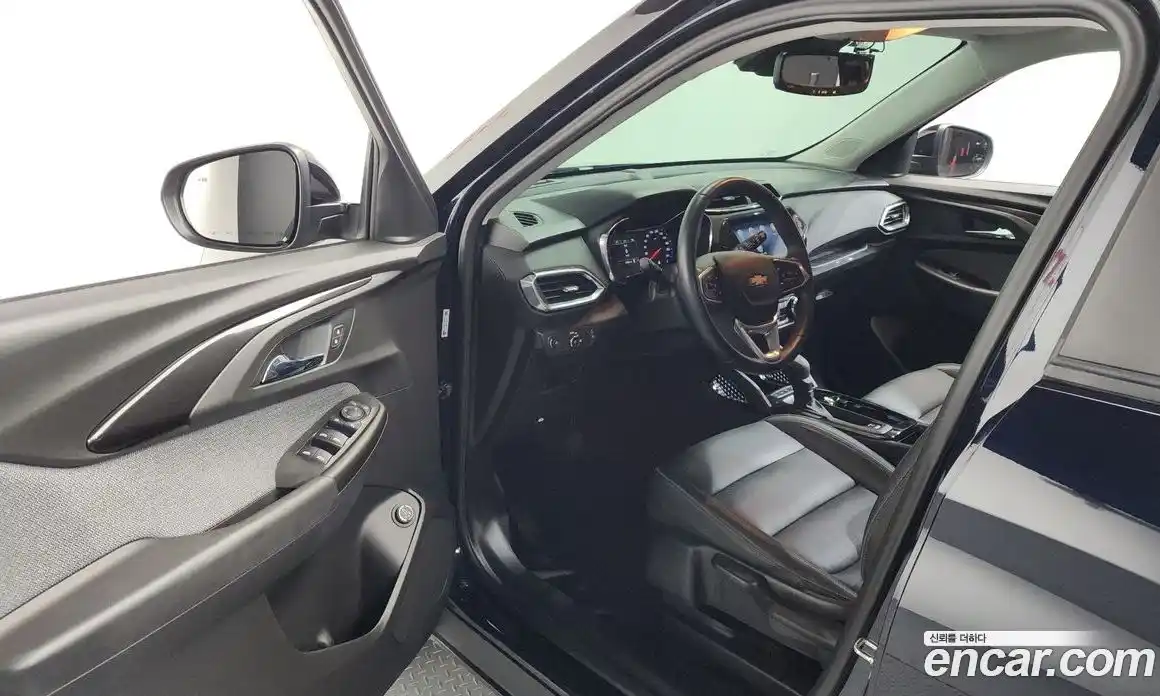 Chevrolet TrailBlazer 2020 1.3 гидро в Москве № 2052953, фото 10