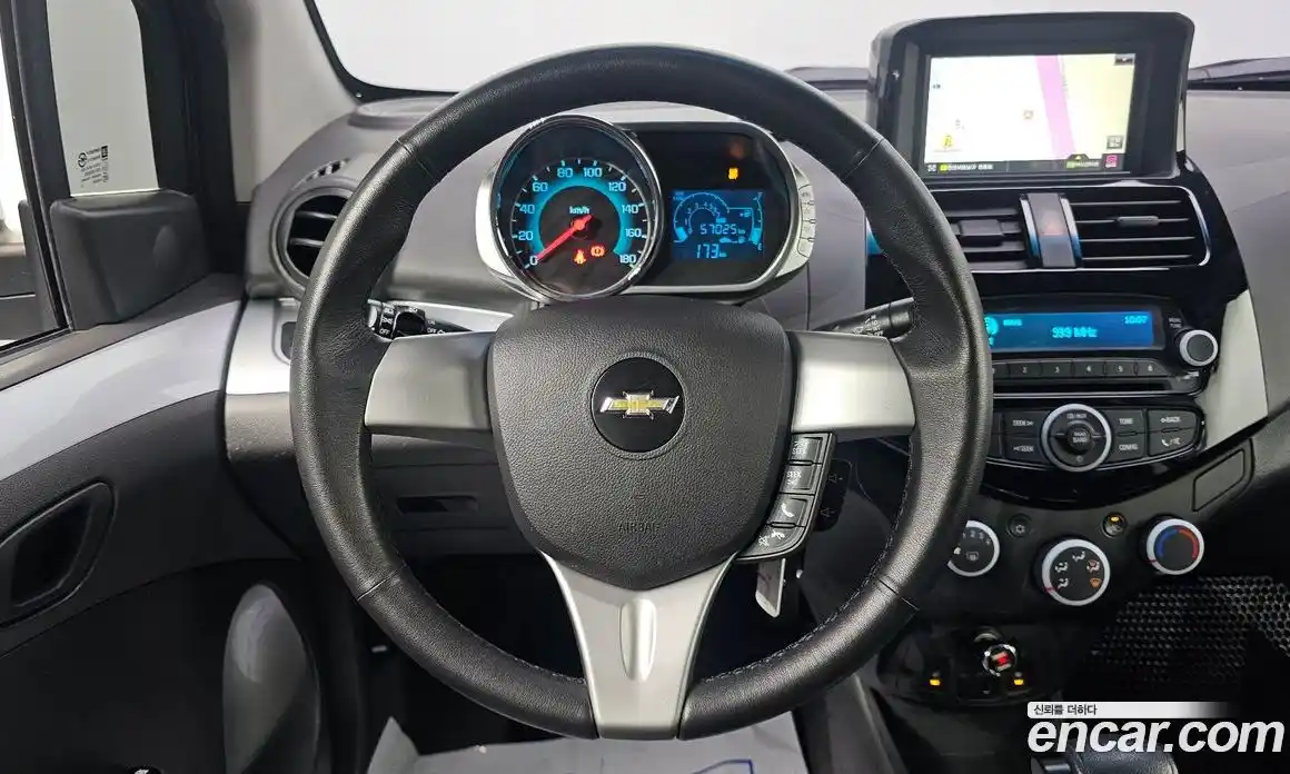 Chevrolet Spark 2013 1.0 гидро в Москве № 2053090, фото 20