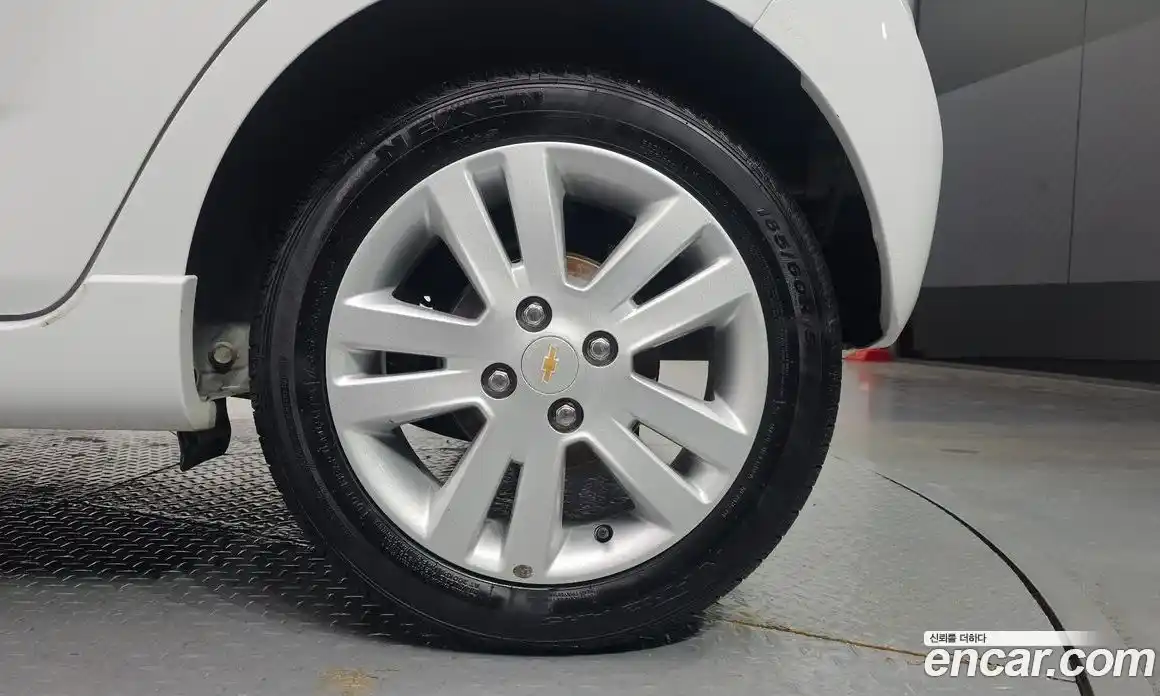 Chevrolet Spark 2013 1.0 гидро в Москве № 2053090, фото 7
