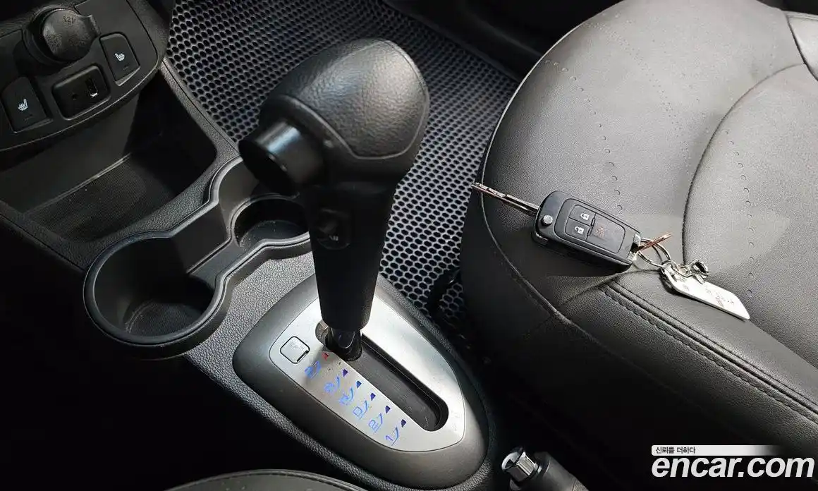 Chevrolet Spark 2013 1.0 гидро в Москве № 2053120, фото 11
