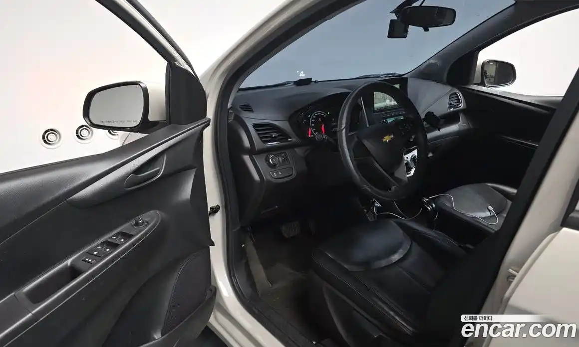 Chevrolet Spark 2016 1.0 гидро в Москве, фото 12