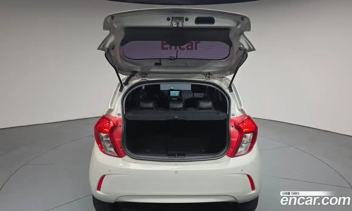 Chevrolet Spark 2016 1.0 гидро в Москве, фото 26