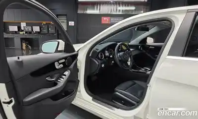 Mercedes-Benz C-Class 2017 2.0 гидро в Москве № 2053363, миниатюра 12