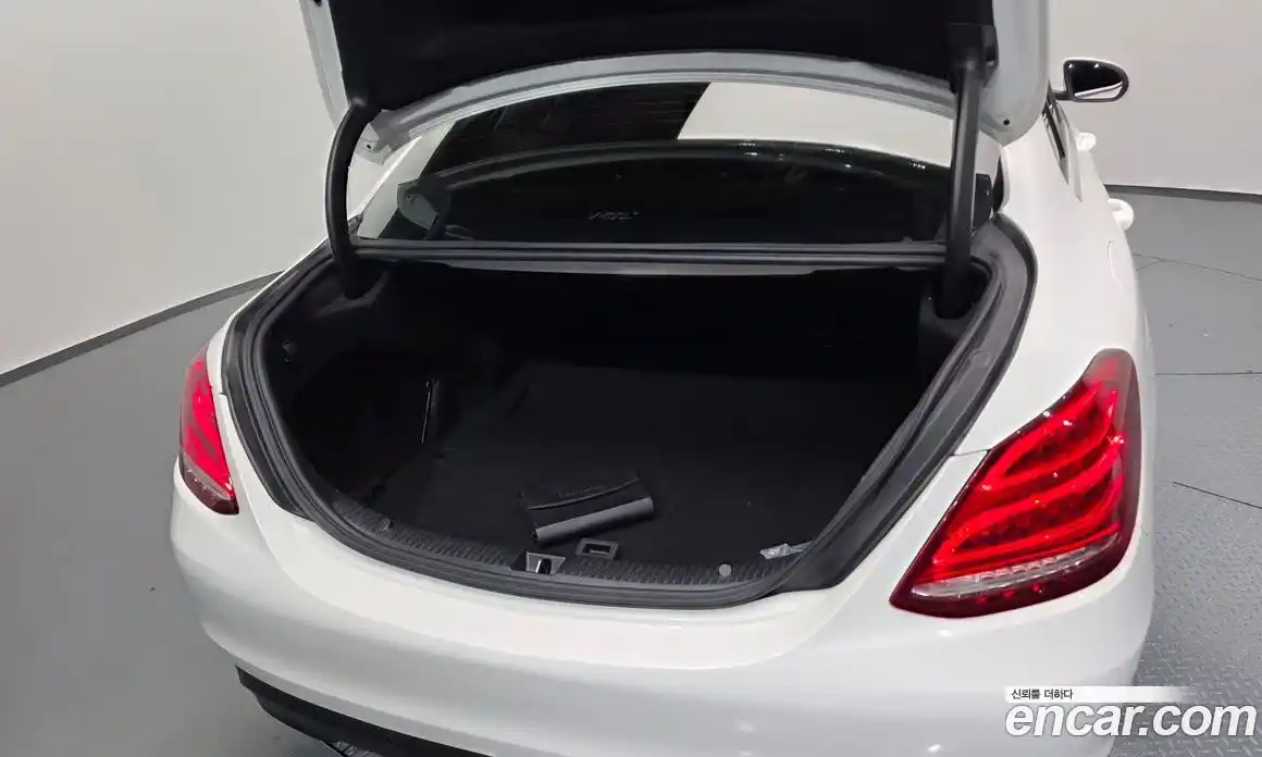 Mercedes-Benz C-Class 2017 2.0 гидро в Москве № 2053363, фото 30