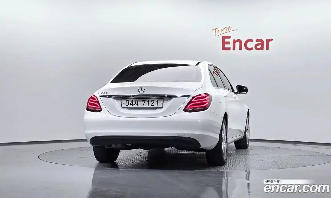 Mercedes-Benz C-Class 2017 2.0 гидро в Москве № 2053363, фото 3