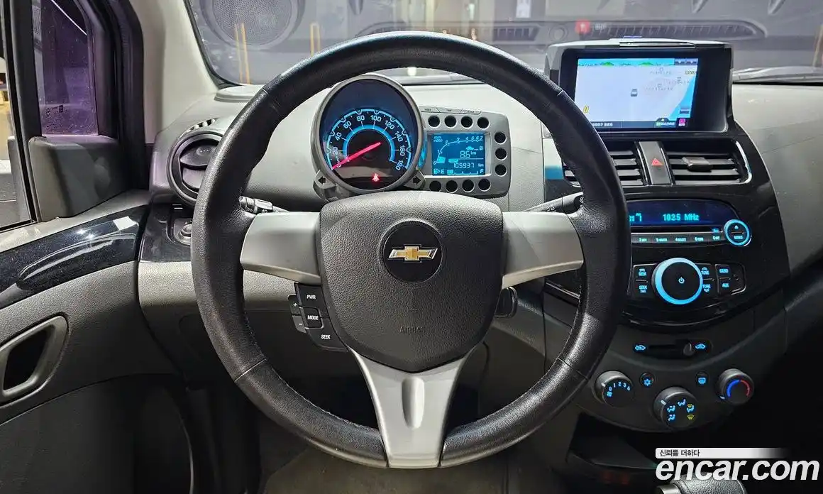 Chevrolet Spark 2012 1.0 гидро в Москве № 2053407, фото 13