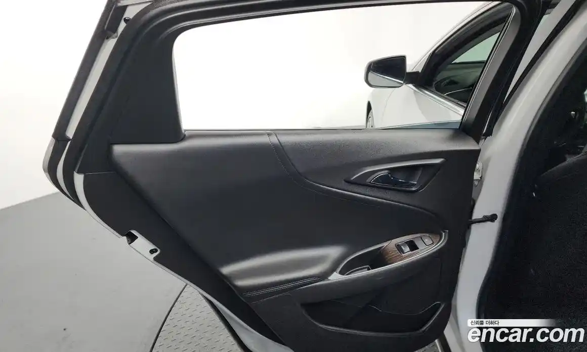 Chevrolet Malibu 2017 1.5 гидро в Москве № 2053422, фото 14
