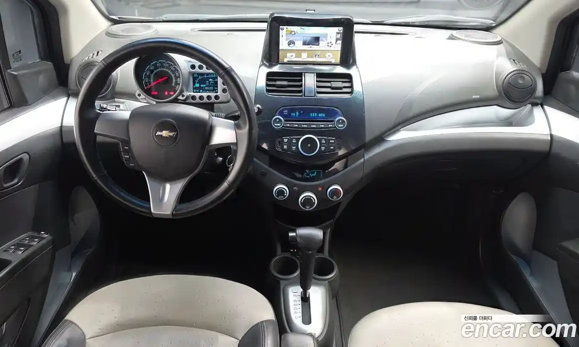 Chevrolet Spark 2011 1.0 гидро в Москве № 2053497, фото 7