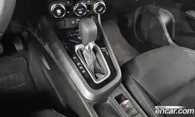 Renault Arkana 2025 1.6 гидро в Москве № 2053855, миниатюра 12