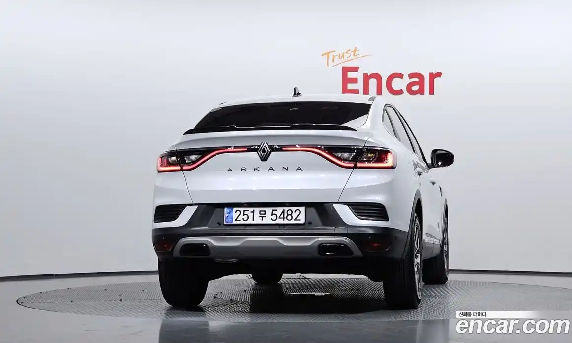 Renault Arkana 2025 1.6 гидро в Москве № 2053855, фото 4