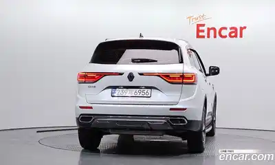 Renault QM6 2024 2.0 гидро в Москве № 2053885, миниатюра 4